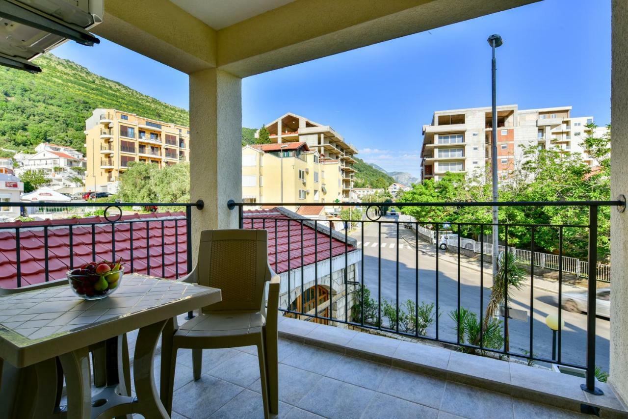 Apartmani Marina Kopitovic Petrovac Exterior foto