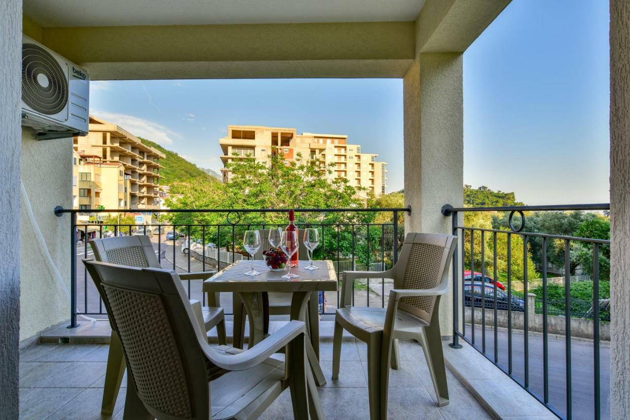 Apartmani Marina Kopitovic Petrovac Exterior foto