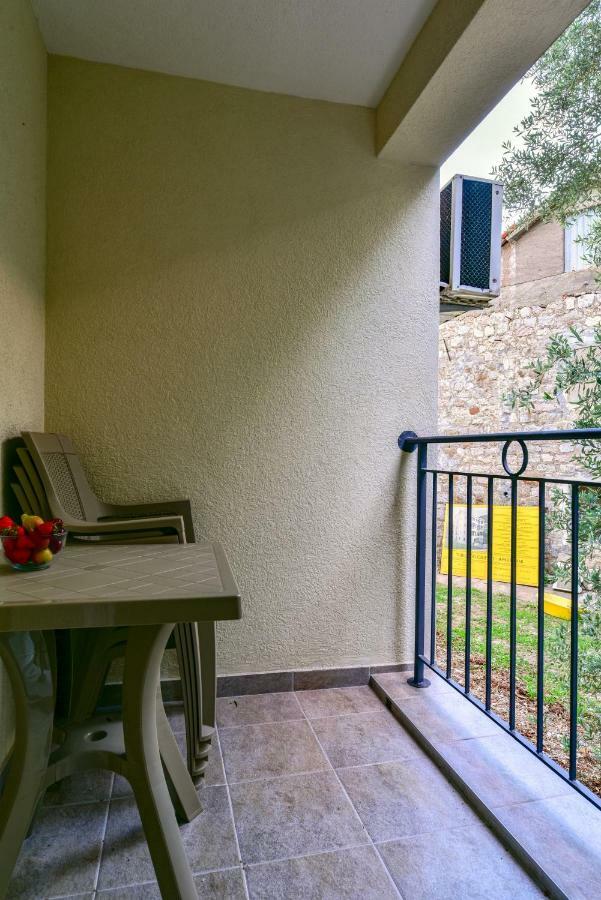 Apartmani Marina Kopitovic Petrovac Exterior foto